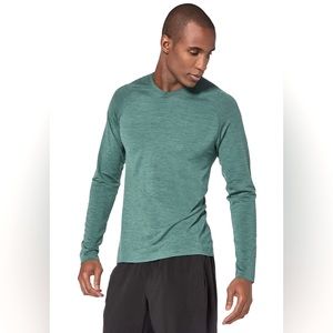 Lululemon Mens Metal Vent Tech Long Sleeve Top in Antigua/ Green Smoke